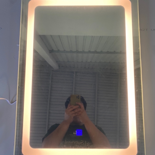 Gương vuông đứng