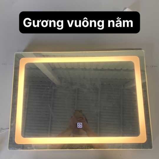 Gương vuông nằm