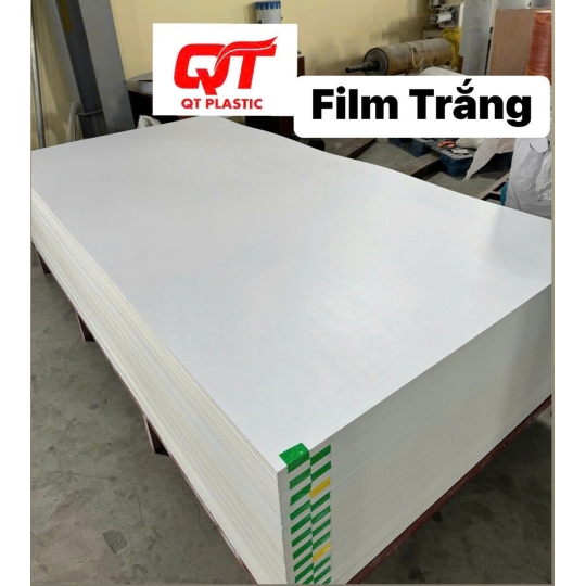 Tấm hậu tủ PVC Film Trắng