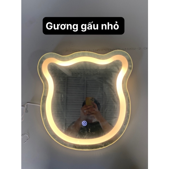 Gương gấu nhỏ