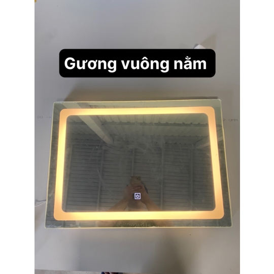 Gương vuông nằm